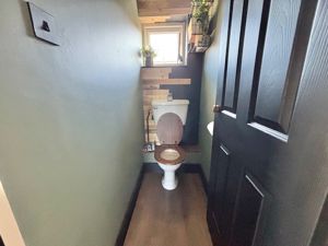 WC- click for photo gallery